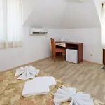 Gloria House Penzion Nesebar