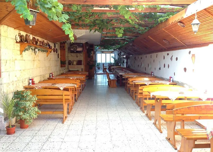 Gloria House Konukevi