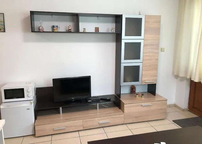 Gloria House 招待所