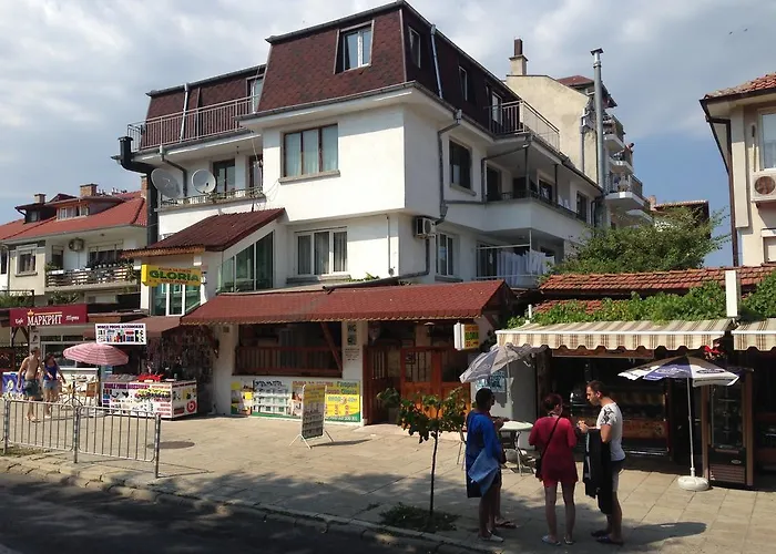 Pensión Gloria House